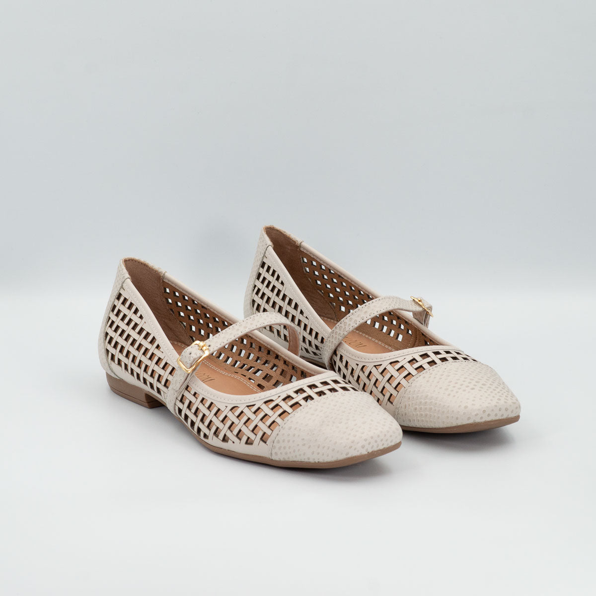 Terraloom Açaí flats in vegetal off-white - pair view alternative colour