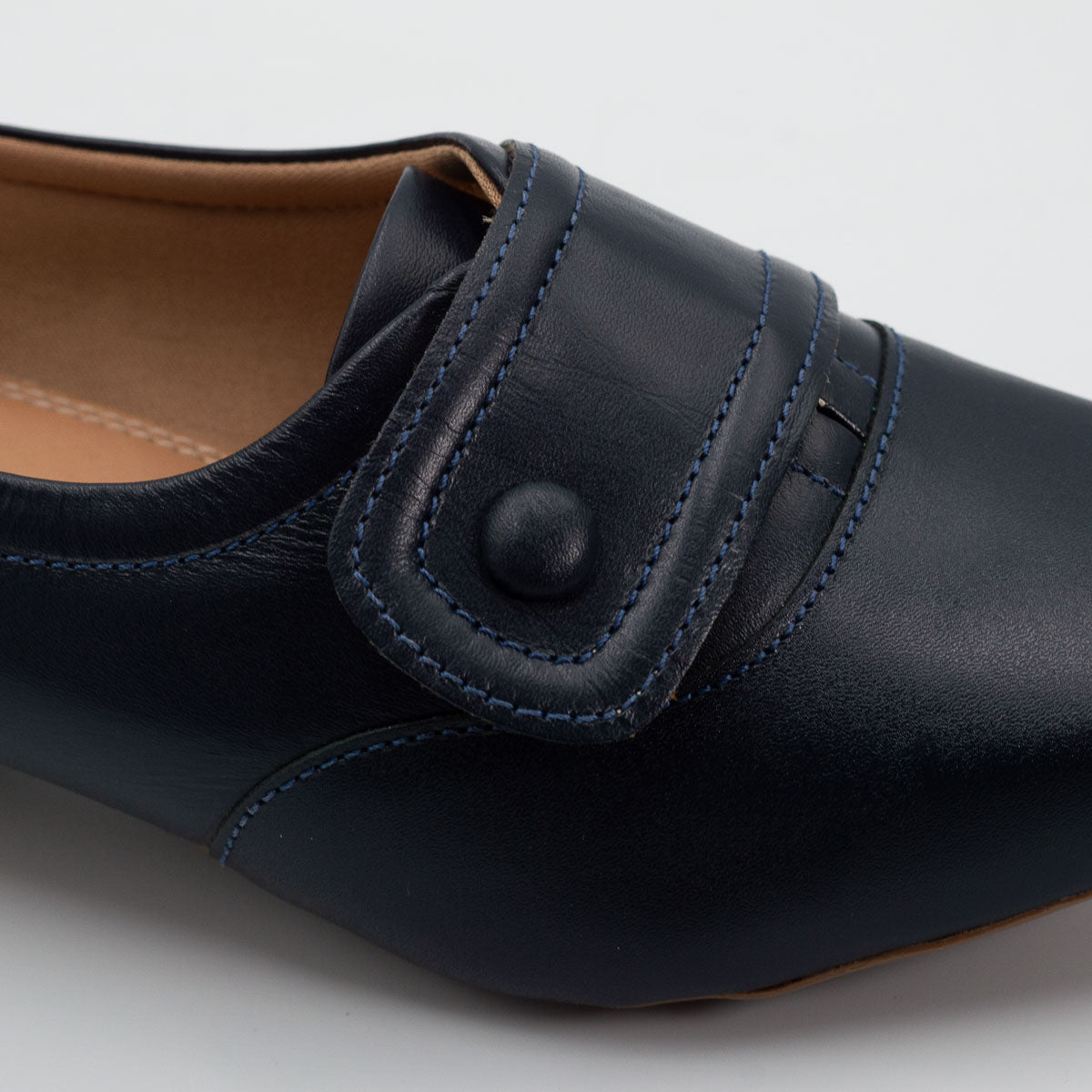 Terraloom Peroba shoe - close-up detail view deep sea blue leather