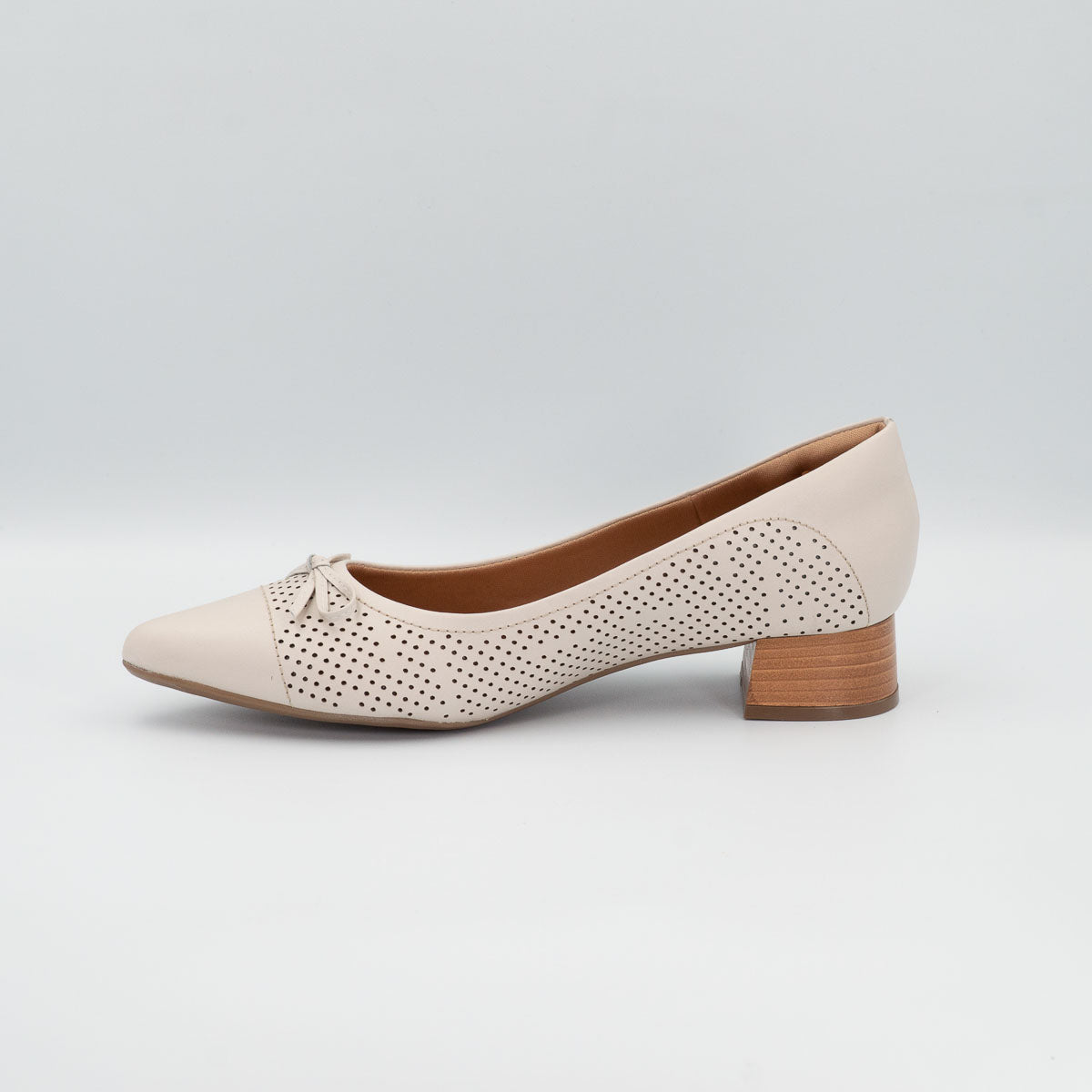 Alecrim small bow cut out pump - left side profile view showing stacked low block heel