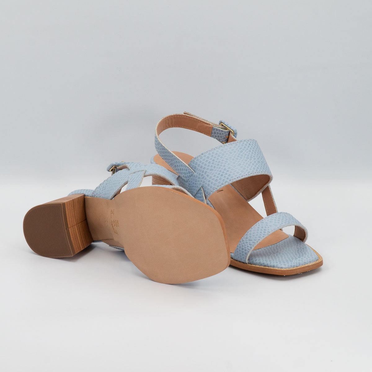 Begônia blue sandals - bottom sole view Terraloom comfortable