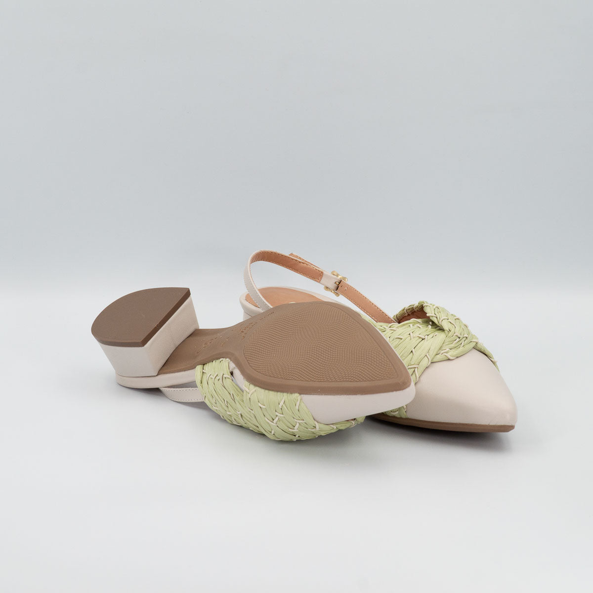 Cajá pumps - bottom sole view vegetal off-white Terraloom