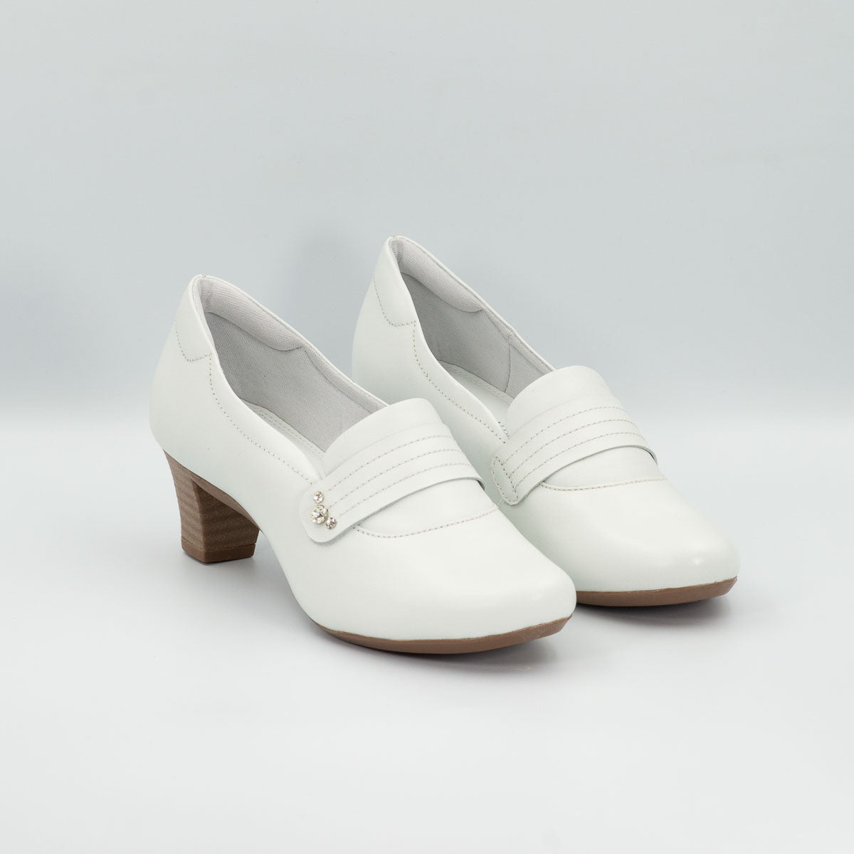 Terraloom Canela shoes in vegetal off-white - pair view alternative colour