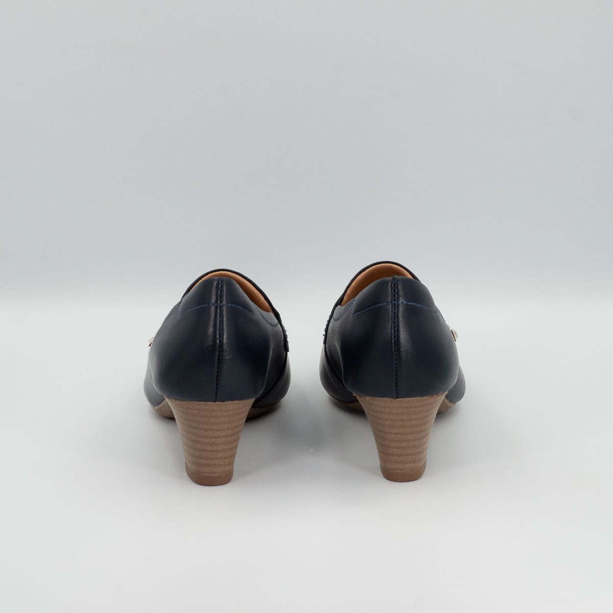 Terraloom Canela shoes - back heel view stacked mid block