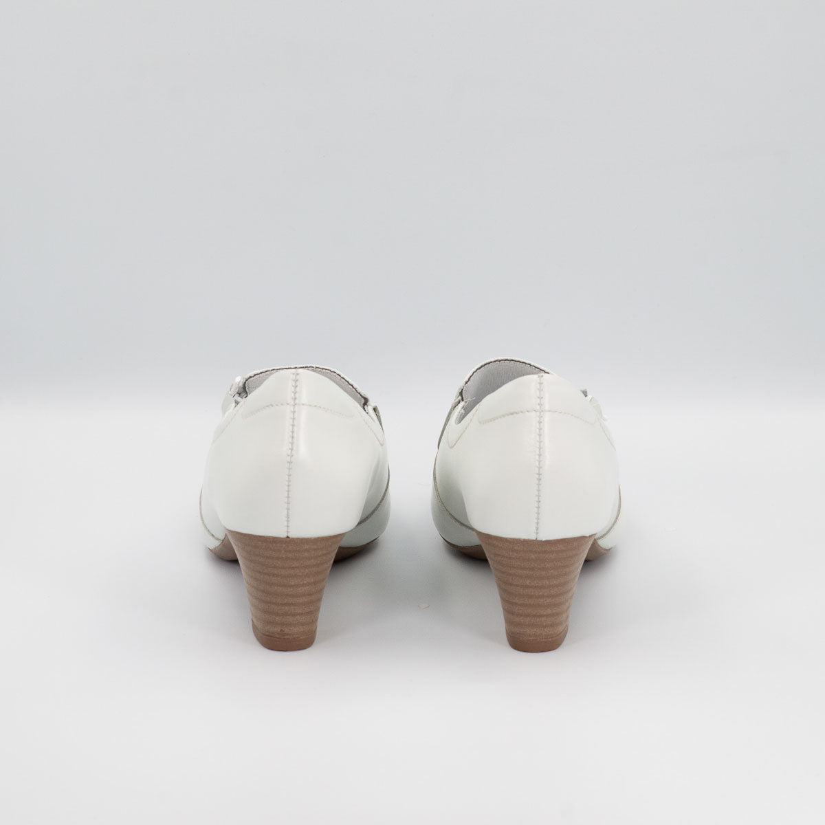 Terraloom Copaíba shoes - back heel view mid block