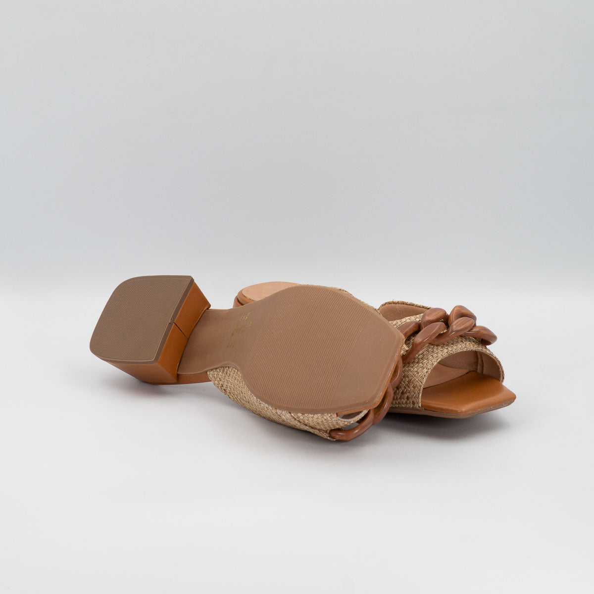Cravo sandals - bottom sole view warm straw Terraloom