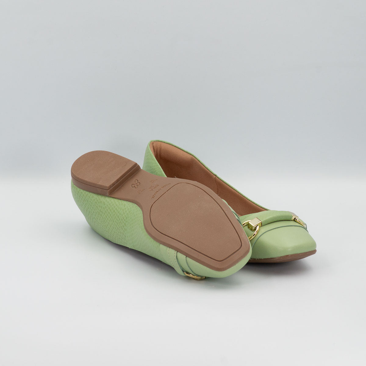 Cupuaçu flats - bottom sole view scale pistachio Terraloom