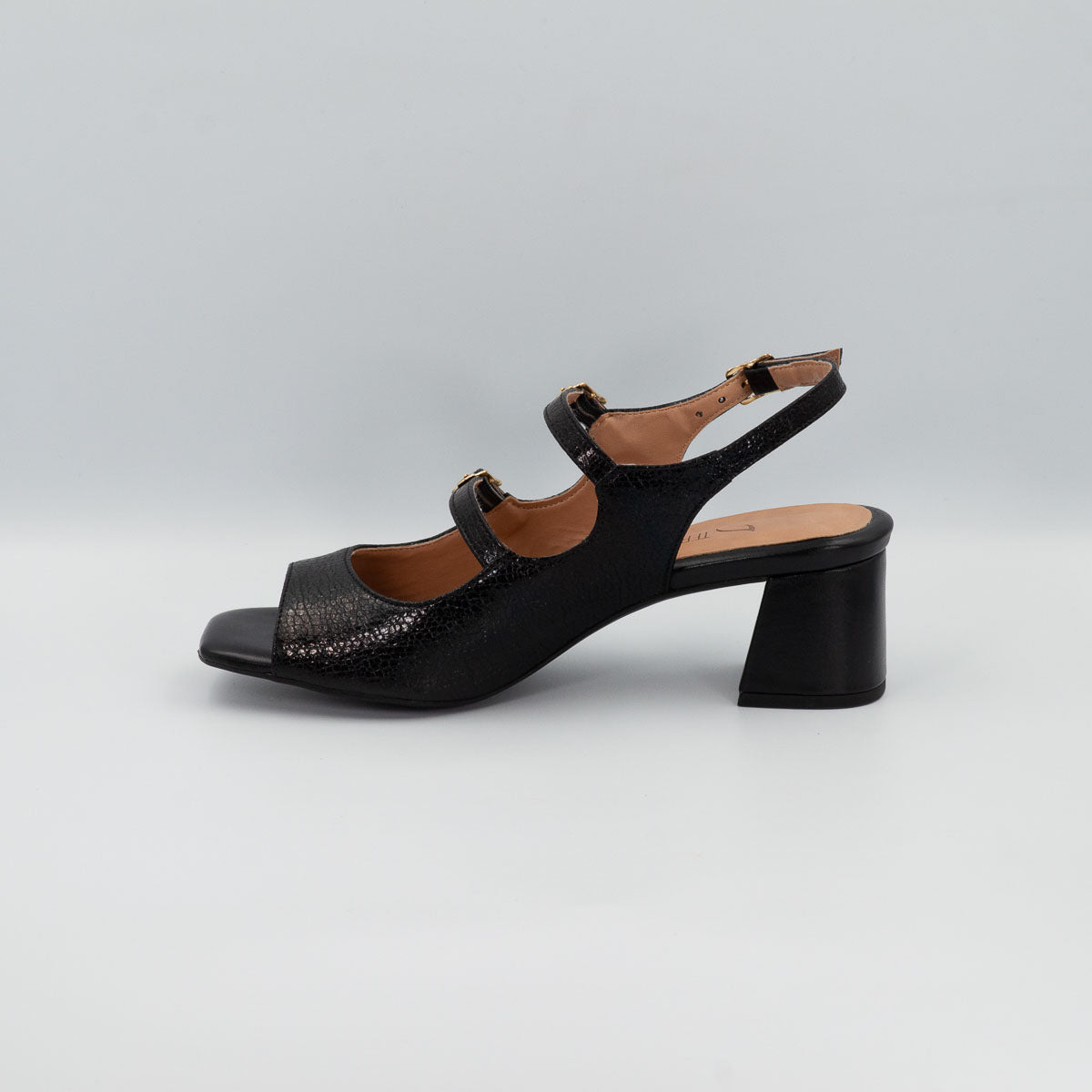 Terraloom Dália slingback sandal - side profile view showing mid block heel