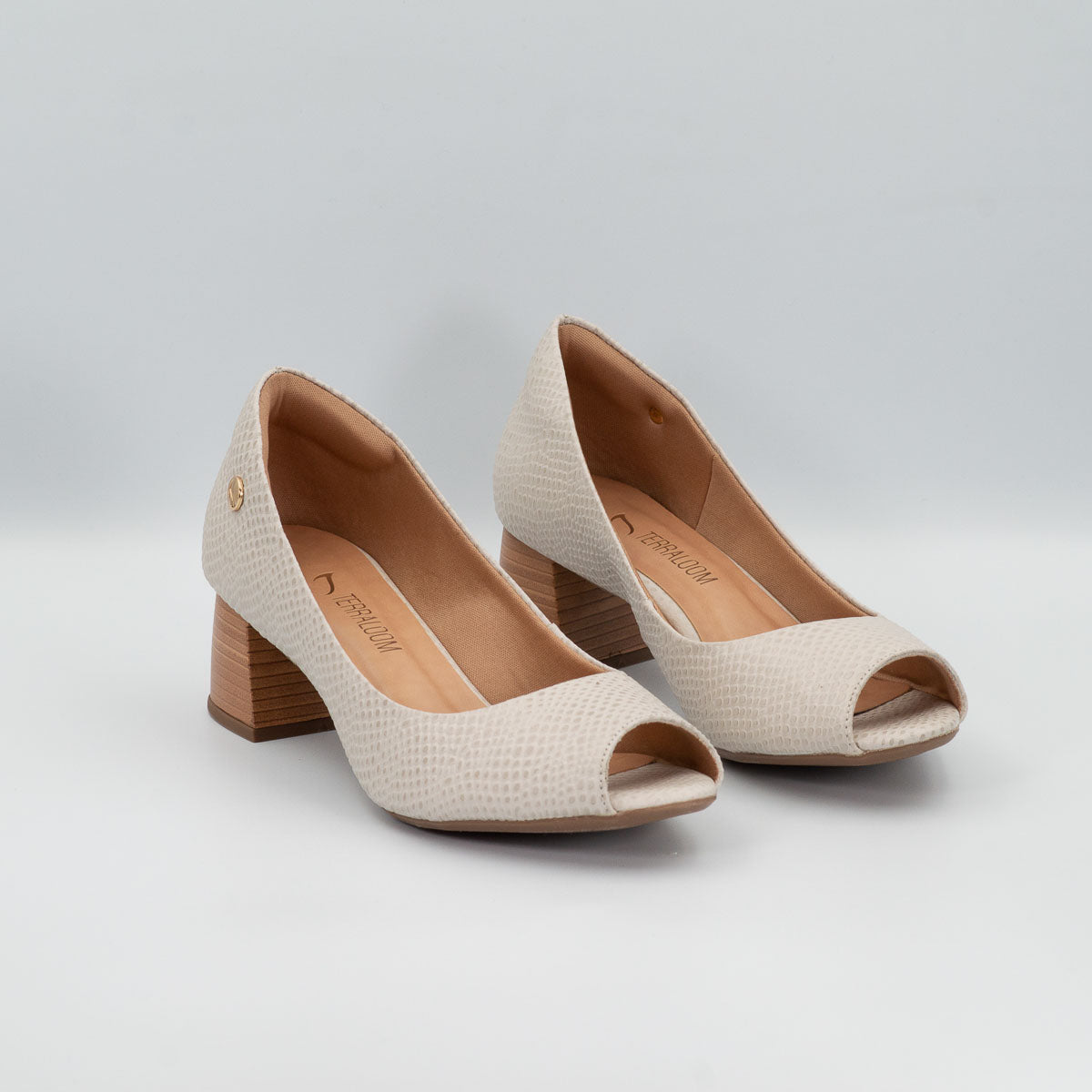 Comfortable Terraloom Erva-doce scale off-white peep toe pumps - pair view