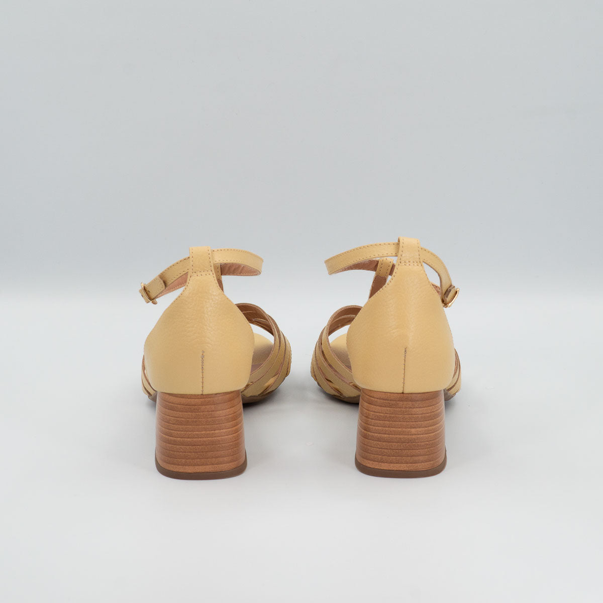 Terraloom Girassol sandals - back view floater uvaia comfortable