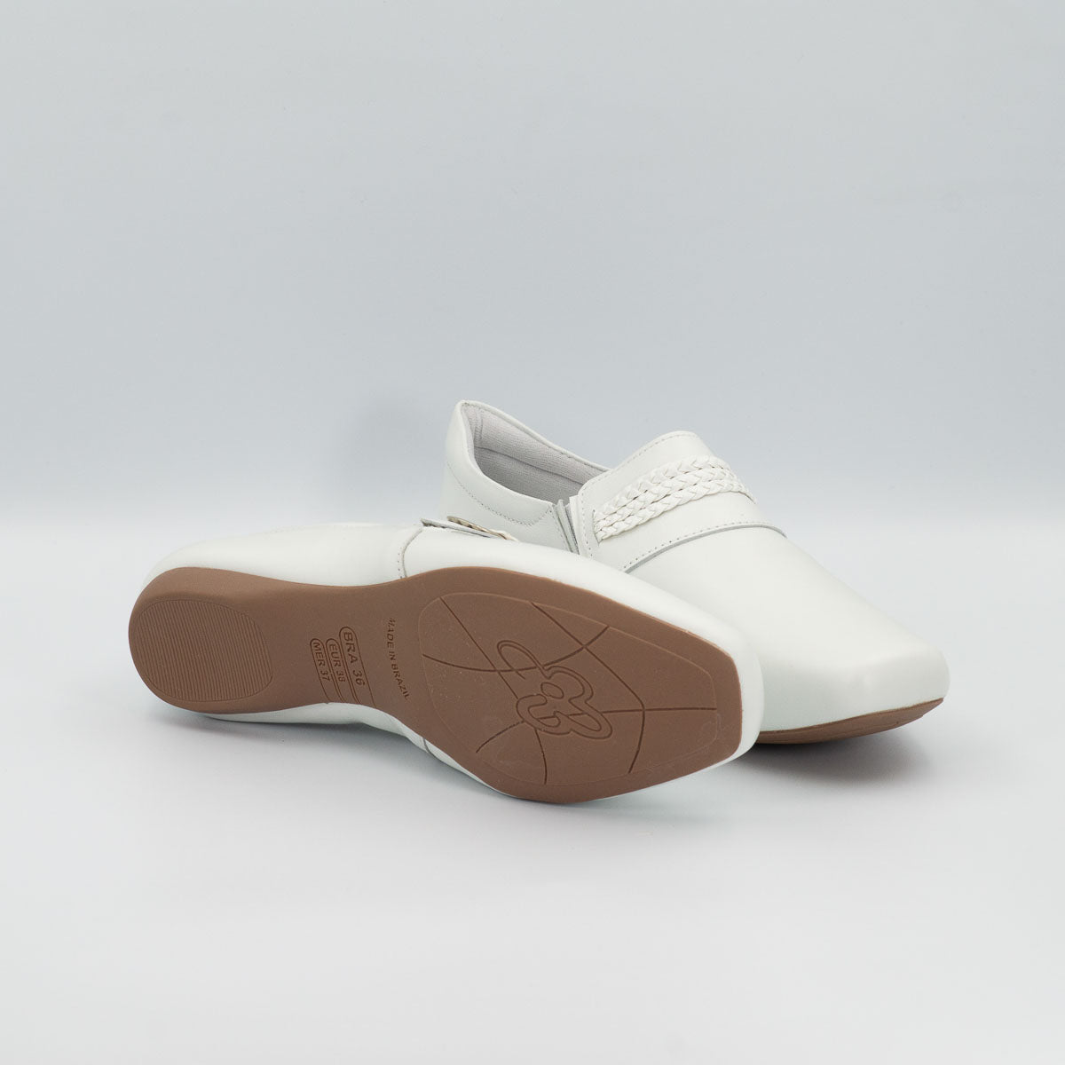 Ipê shoes - bottom sole view vegetal off-white Terraloom