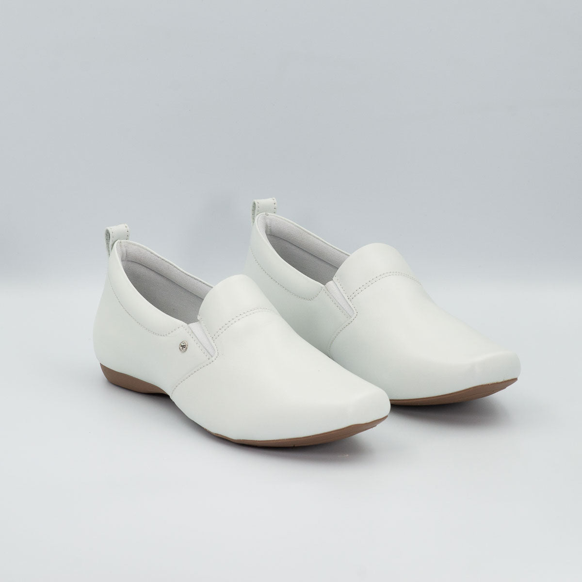 Terraloom Jacarandá shoes in vegetal off-white - pair view alternative colour