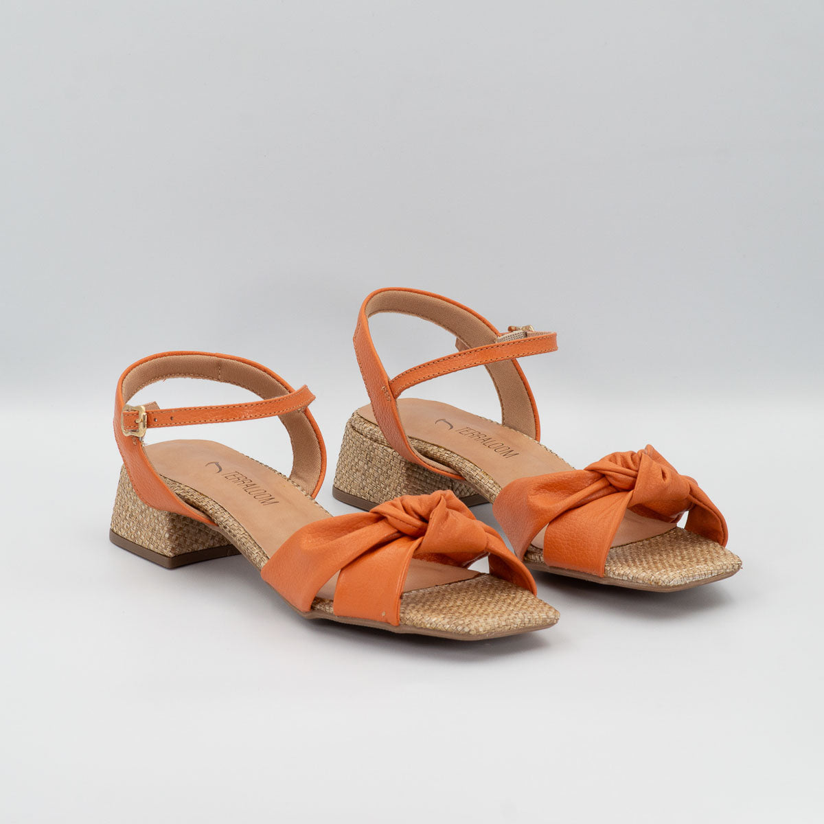 Comfortable Terraloom Lírio floater carrot ankle strap sandals - pair view