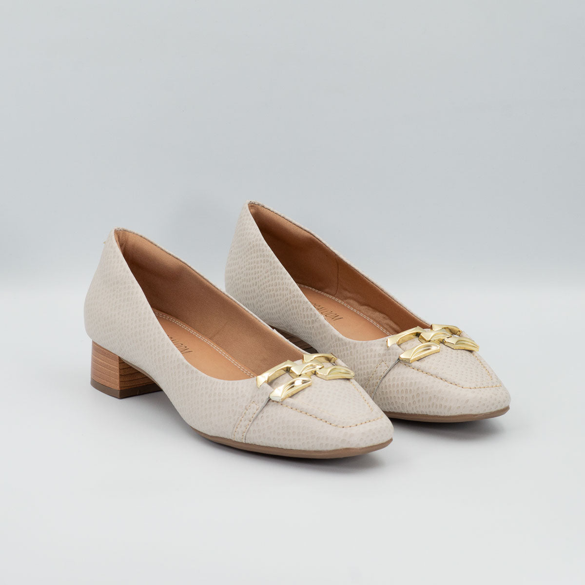 Terraloom Manjericão pumps in scale off-white - pair view alternative colour