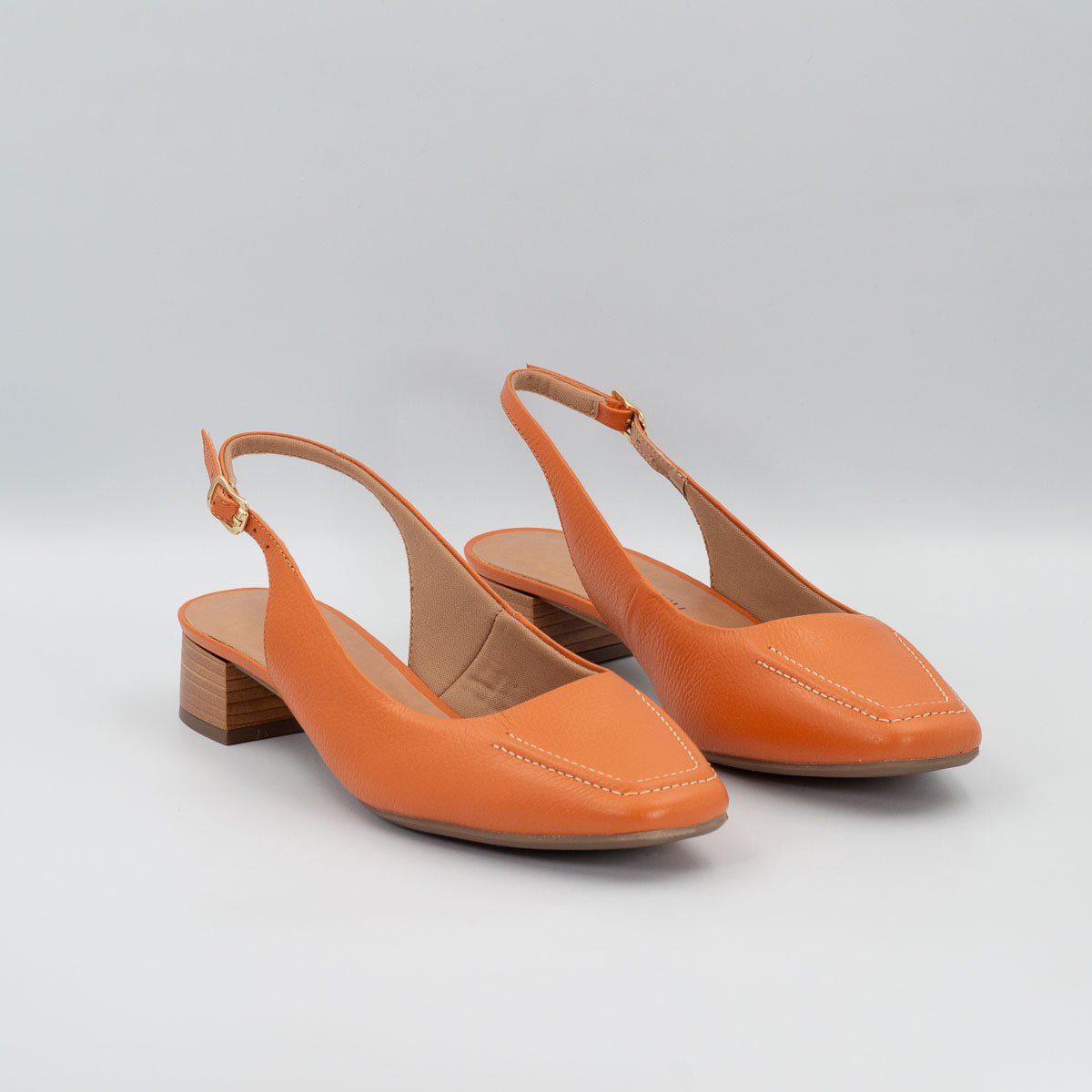 Comfortable Terraloom Manjerona floater carrot slingback pumps - pair view