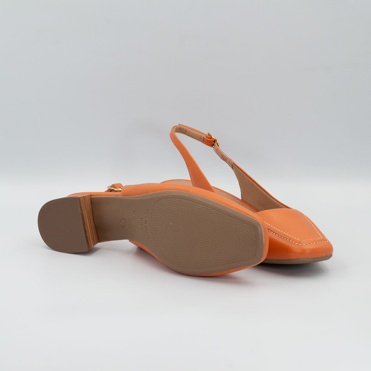 Manjerona pumps - bottom sole view floater carrot Terraloom