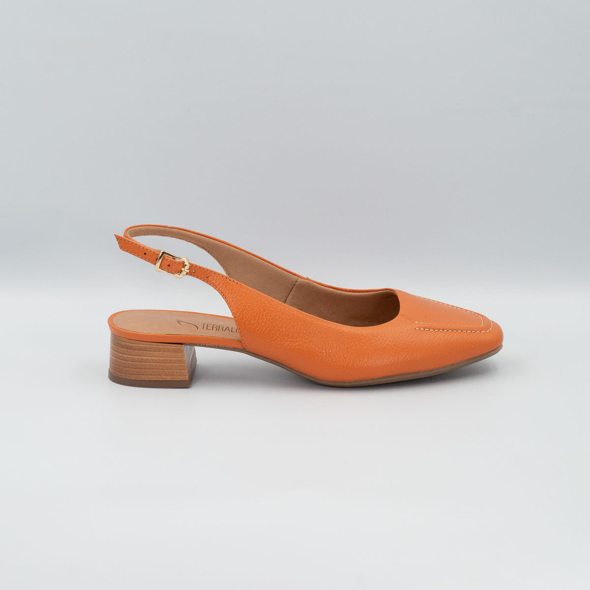 Terraloom Manjerona pumps - right side profile view floater carrot