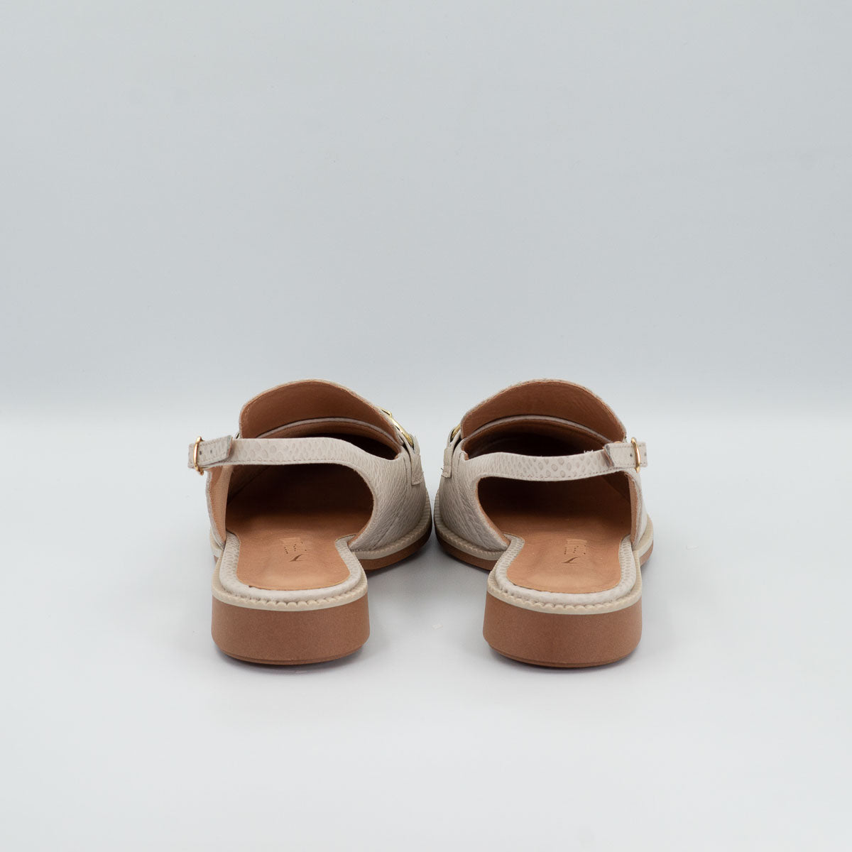 Terraloom Maracujá loafers - back view flat heel