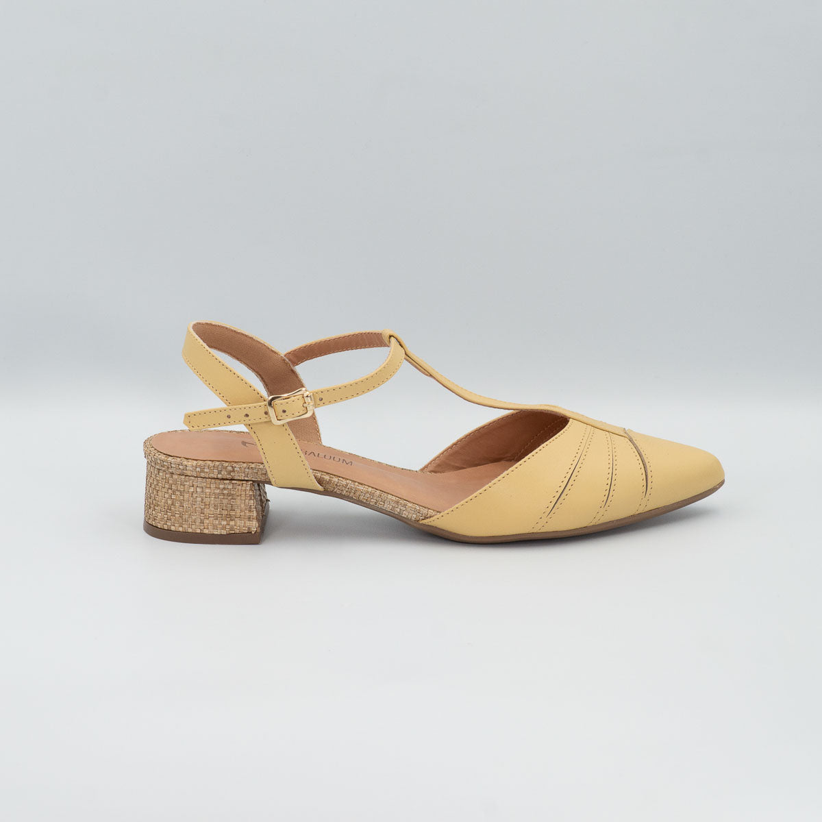 Terraloom Margarida pumps - right side profile view vegetal uvaia