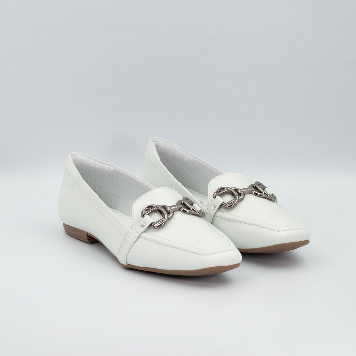 Comfortable Terraloom Mogno vegetal off-white clinical comfort flat shoes - pair view