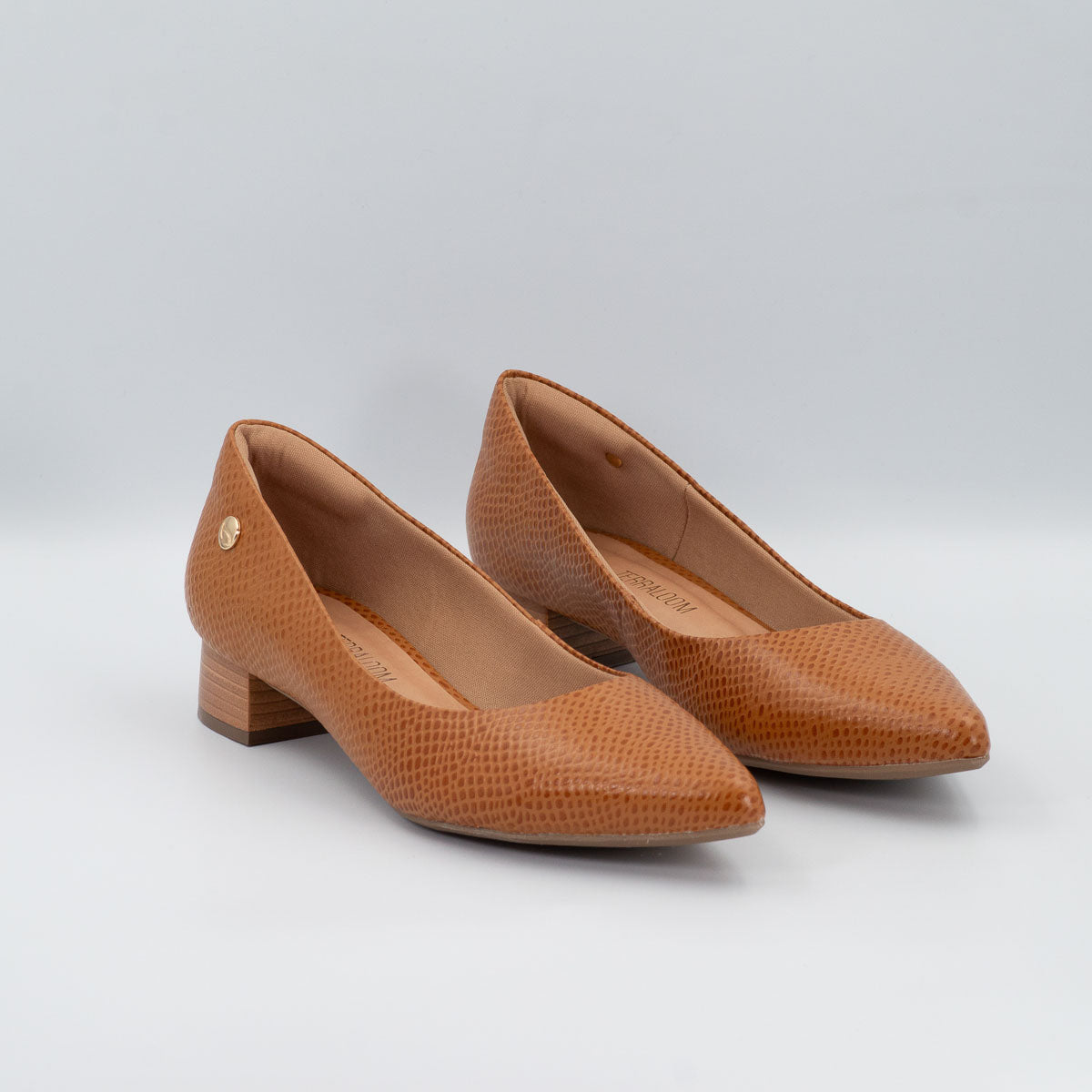Terraloom Orégano pumps in scale whiskey - pair view alternative colour