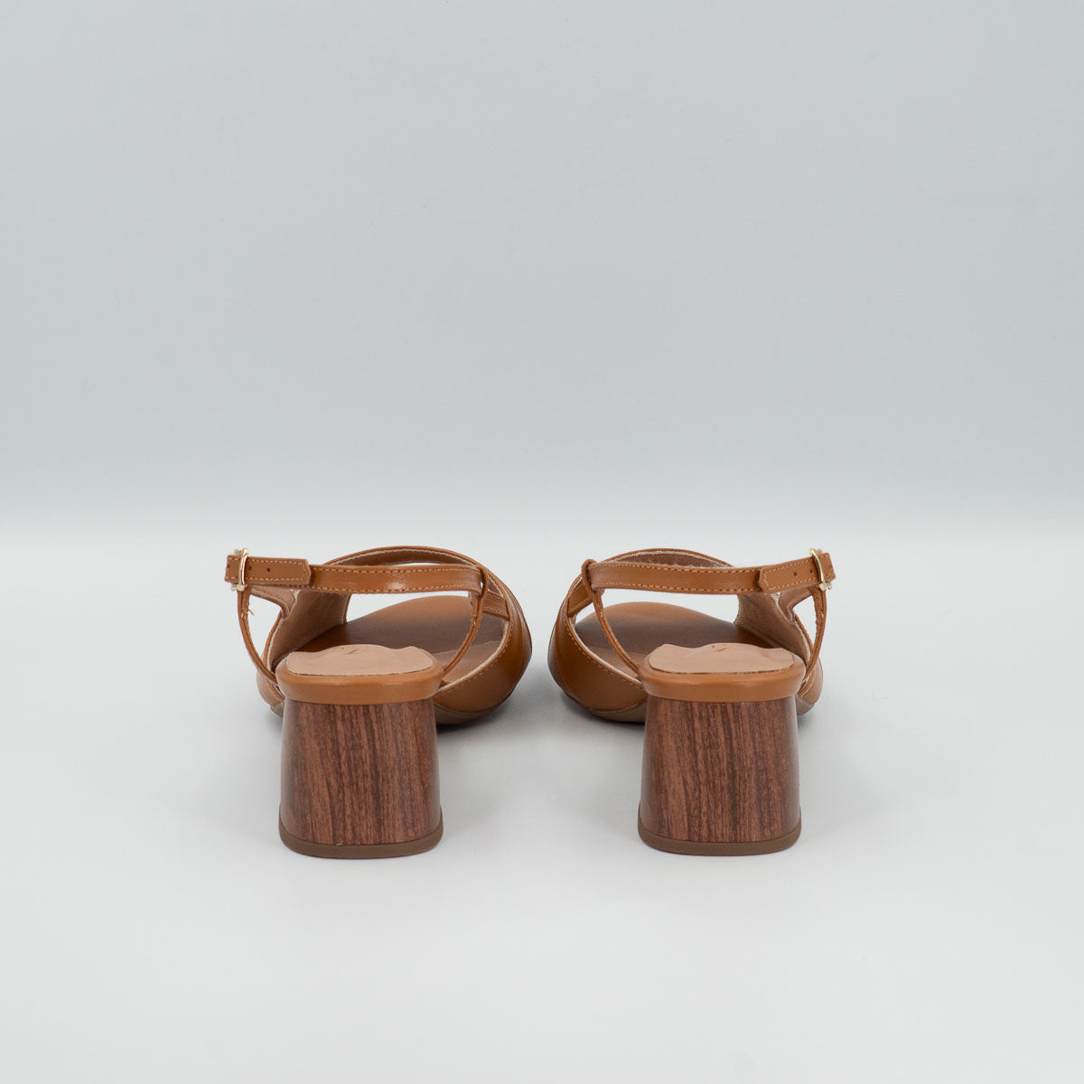 Terraloom Orquídea sandals - back view vegetal whiskey comfortable