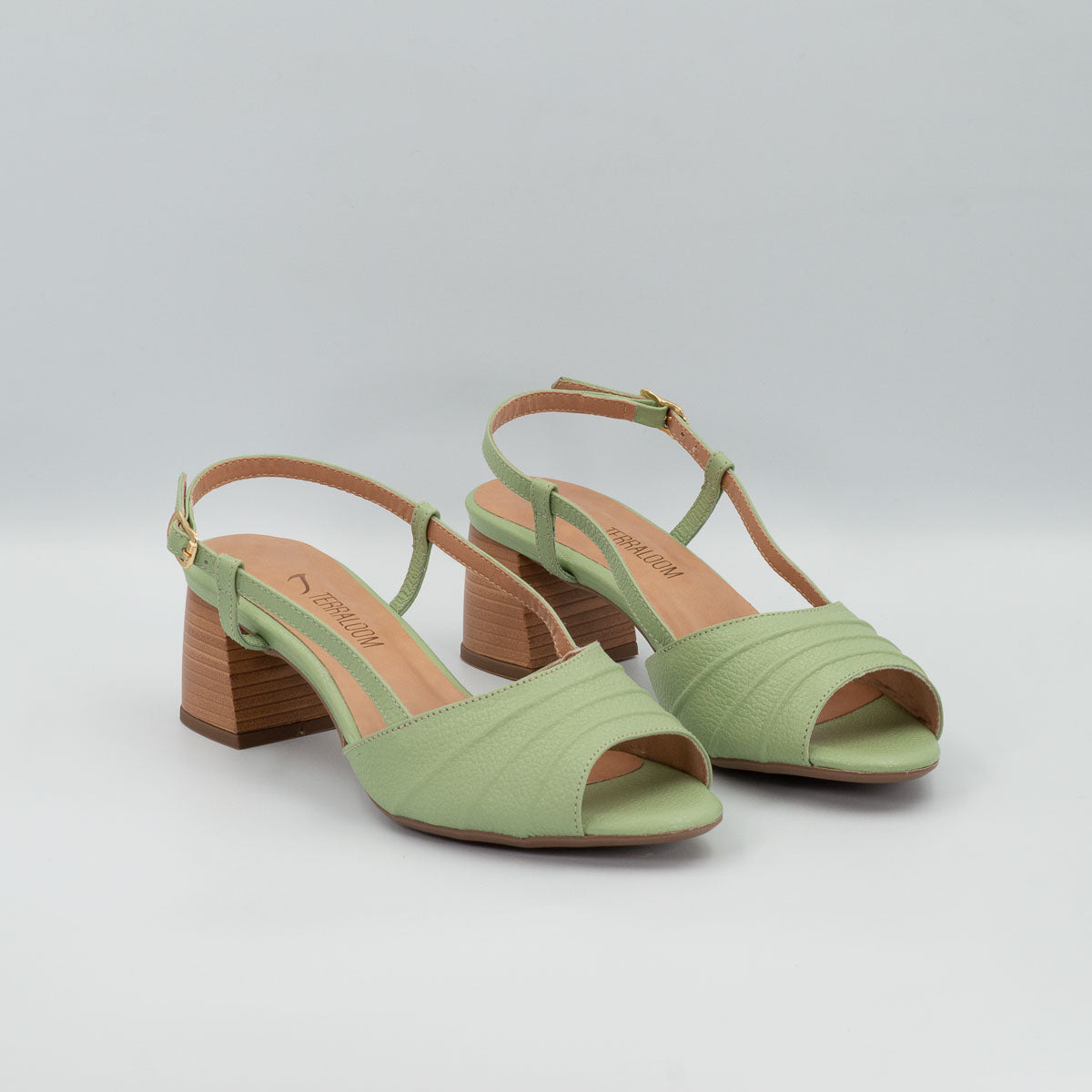 Comfortable Terraloom Orquídea floater pistachio peep toe sandals - pair view