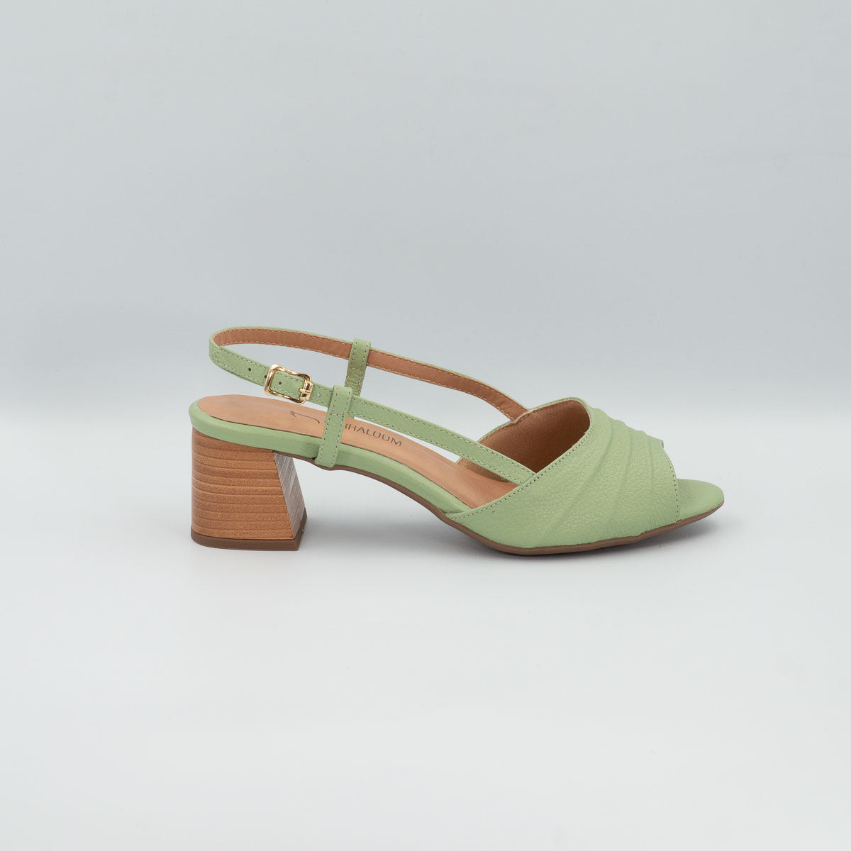 Orquídea slingback sandal - right side profile view showing mid block heel