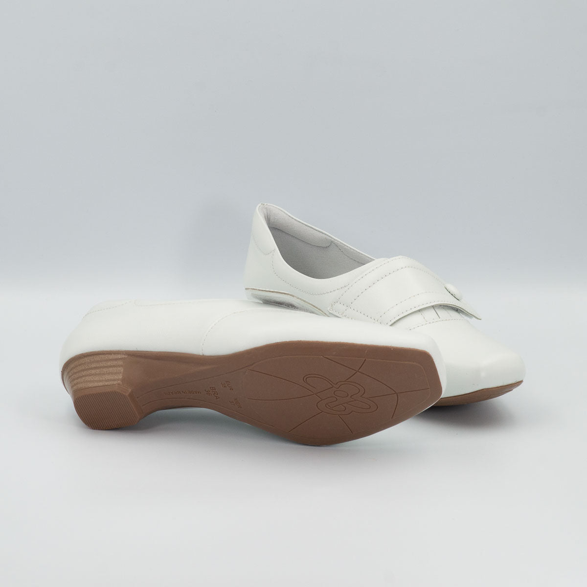 Peroba shoes - bottom sole view vegetal off-white Terraloom