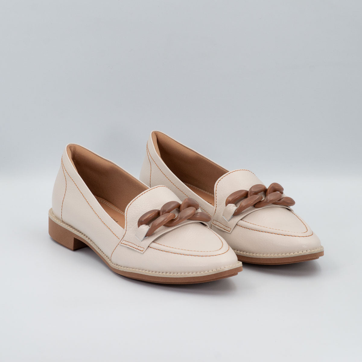 Comfortable Terraloom Pitanga floater off-white three ring flat loafers - pair view