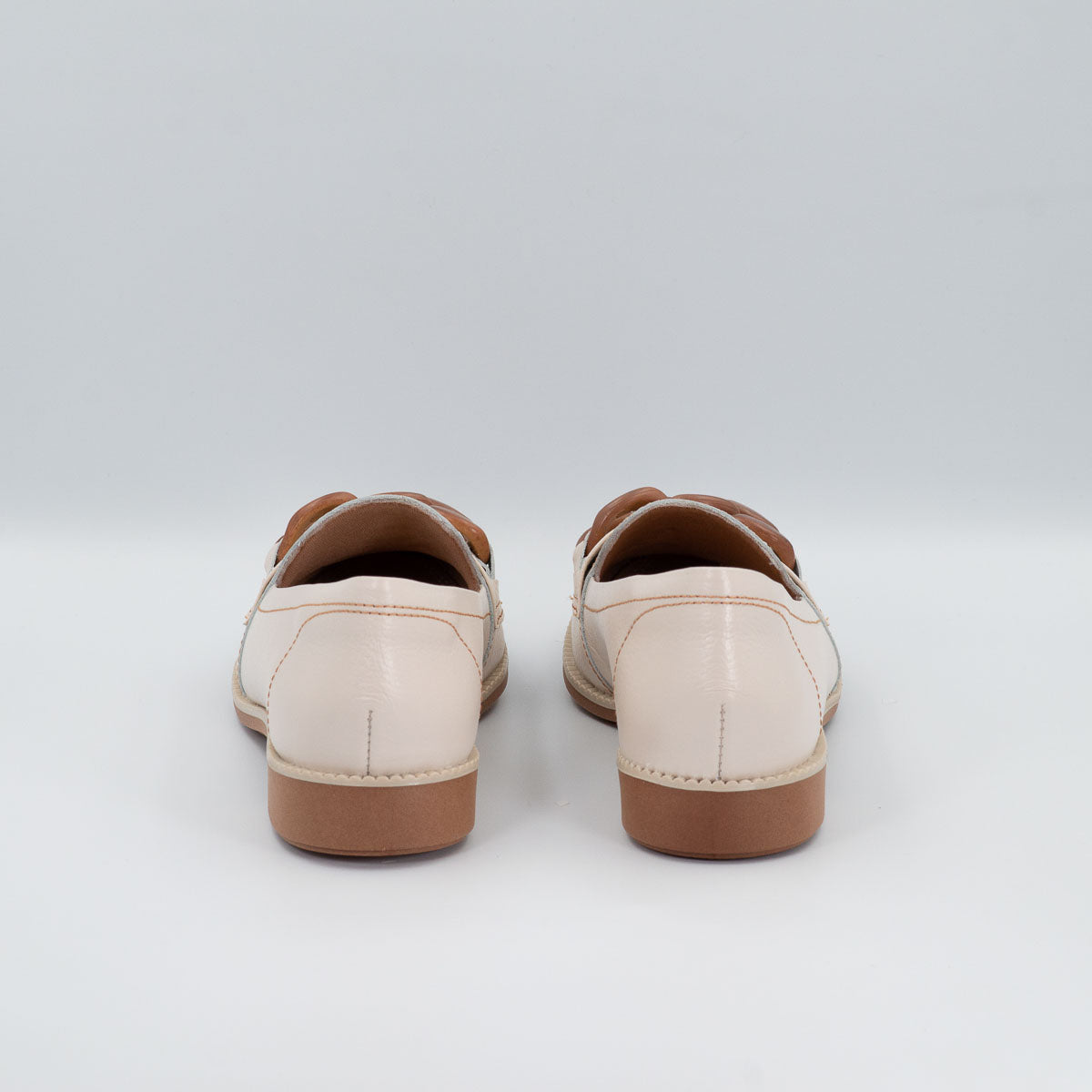 Terraloom Pitanga loafers - back view flat heel