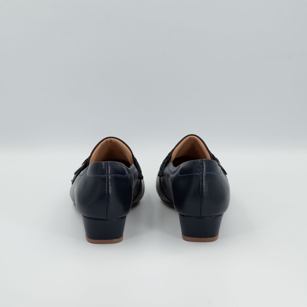 Terraloom Sapucaia shoes - back heel view low wedge