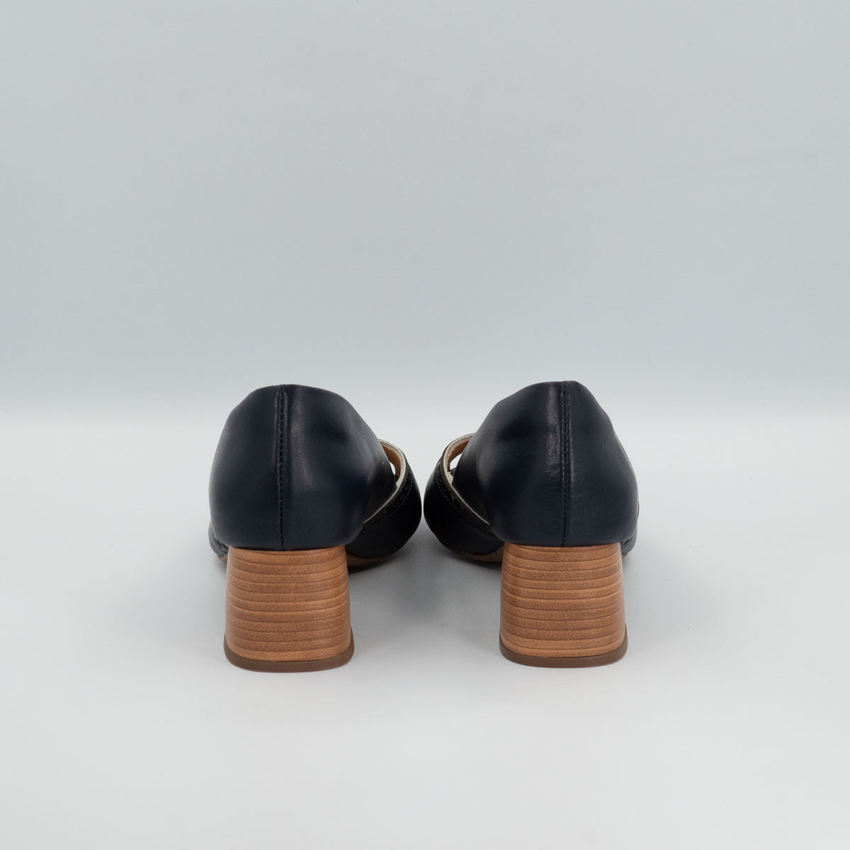 Terraloom Urucum pumps - back view vegetal deep sea blue comfortable