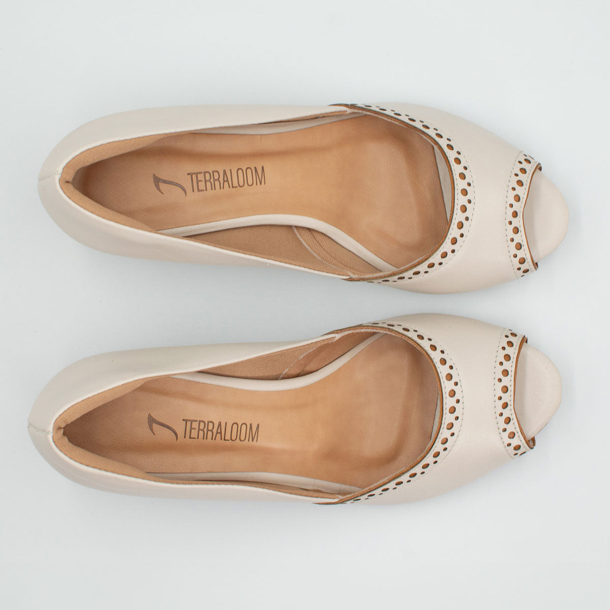 Urucum pumps - top view vegetal off-white Terraloom