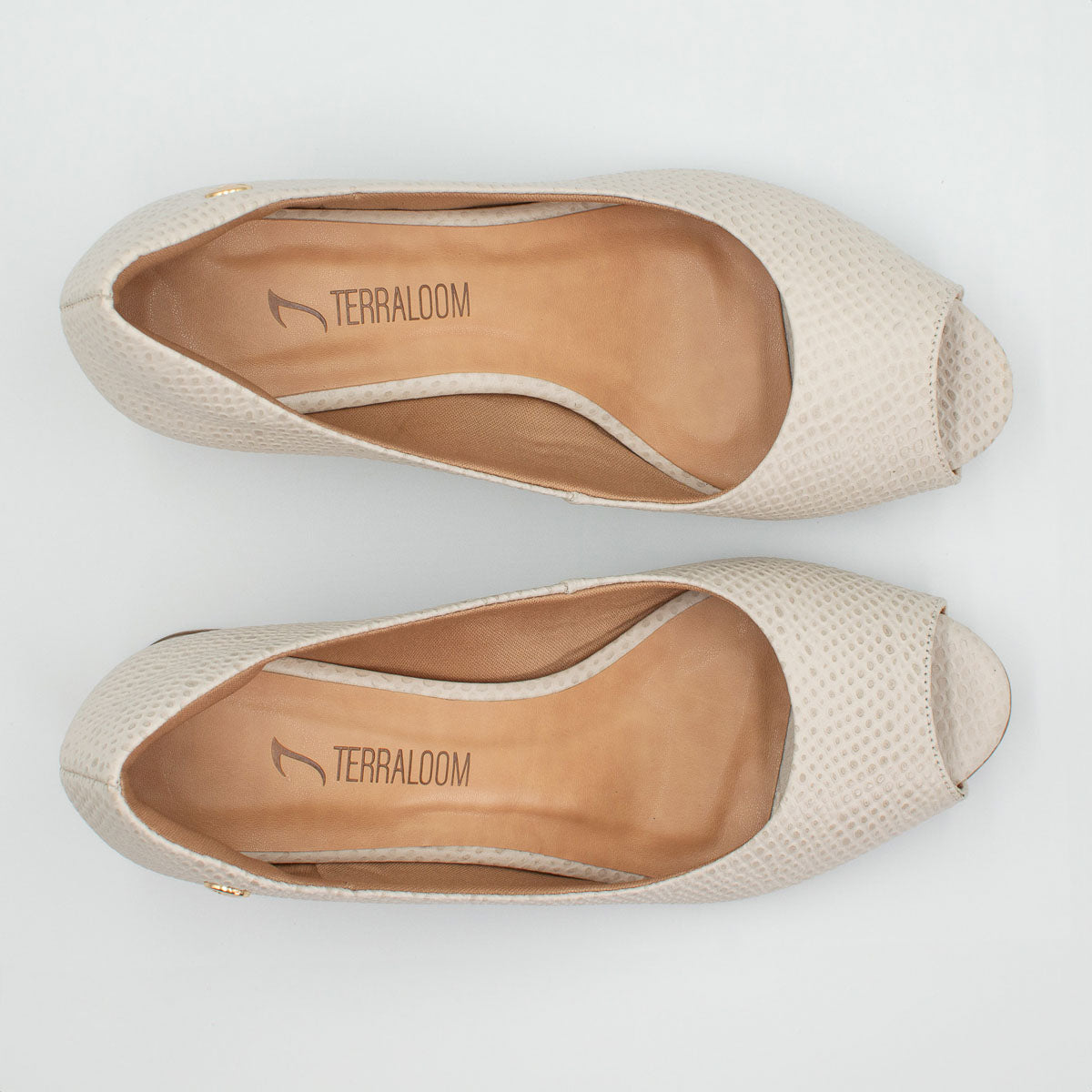 Erva-doce pumps - top view scale off-white Terraloom